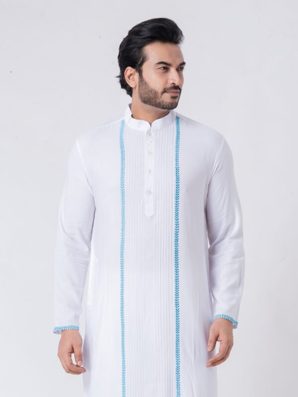 2 0051 DSC04647 copy