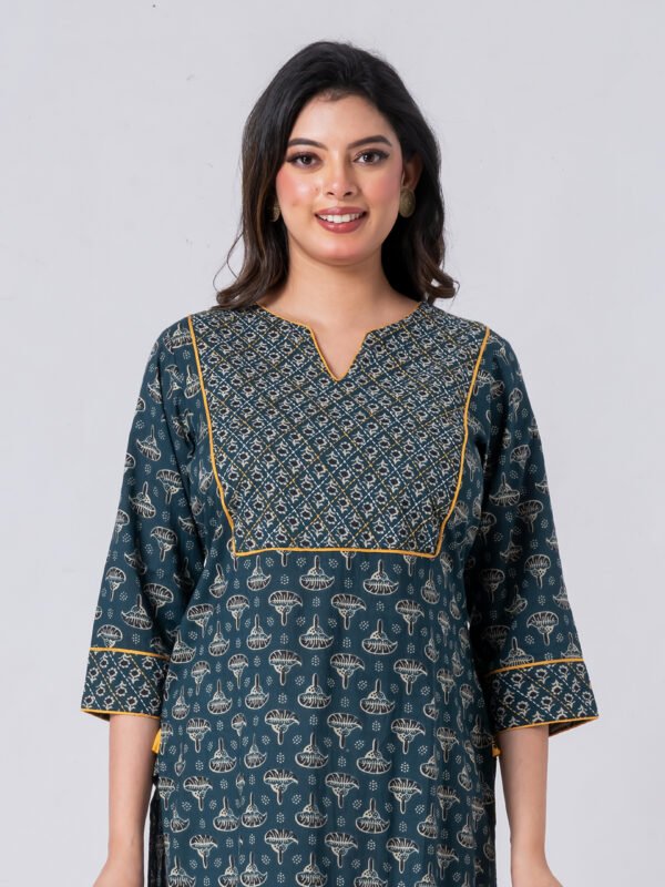 1 0014 DSC05236 copy